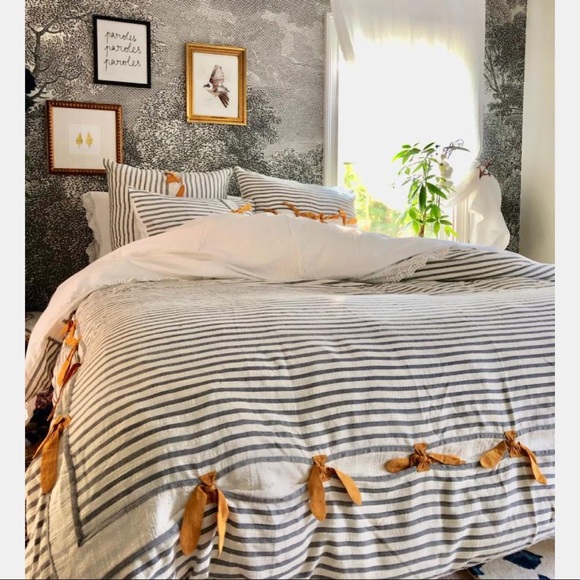 Anthropologie Woven Carter Stripe Duvet Cover - Picture 2 of 4